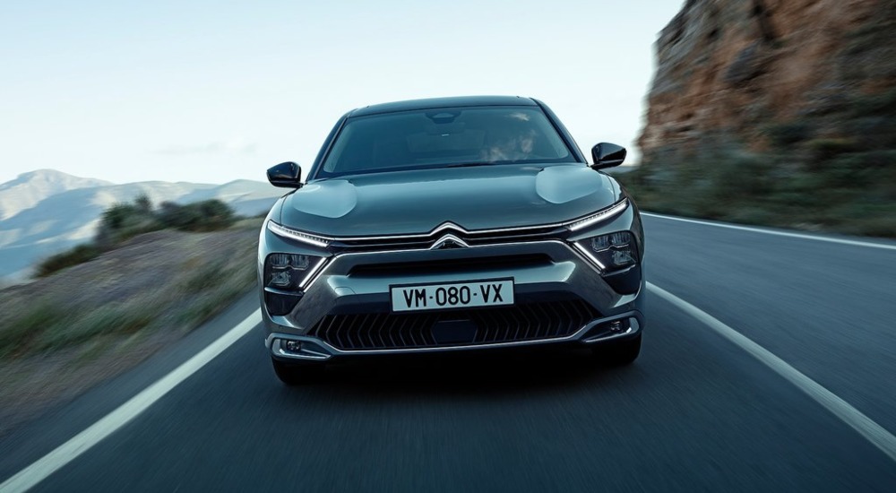 New Citroen C5 X Plug-In Hybrid
