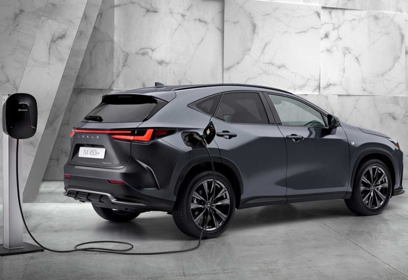 Lexus Plug-in Hybrid