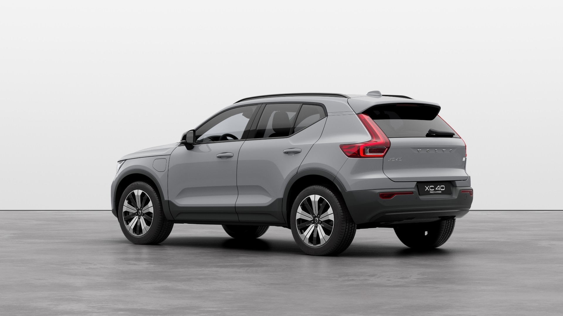 Volvo XC40 Recharge 1.5 T5 Recharge PHEV Ultimate Dark 5dr Auto Image 3