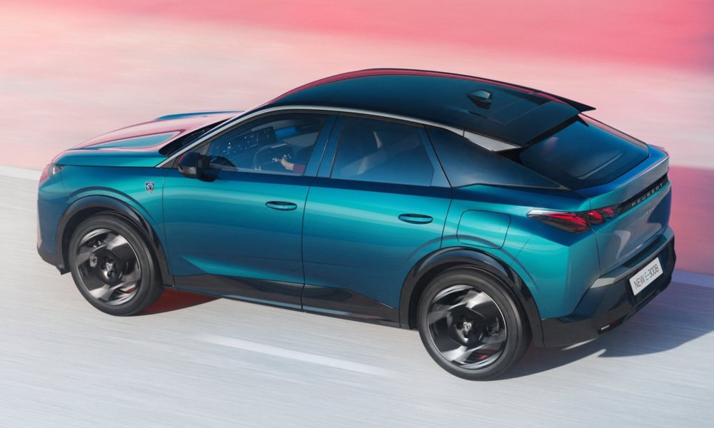 New Peugeot E-3008 Design