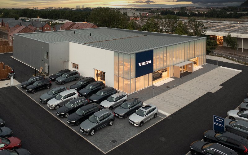 Car lease deal example; car dealership