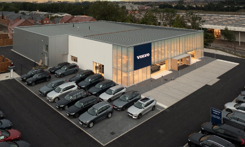 Car lease deal example; car dealership