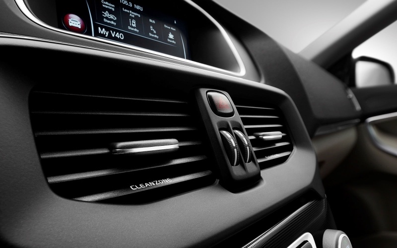 Used Volvo V40 Interior