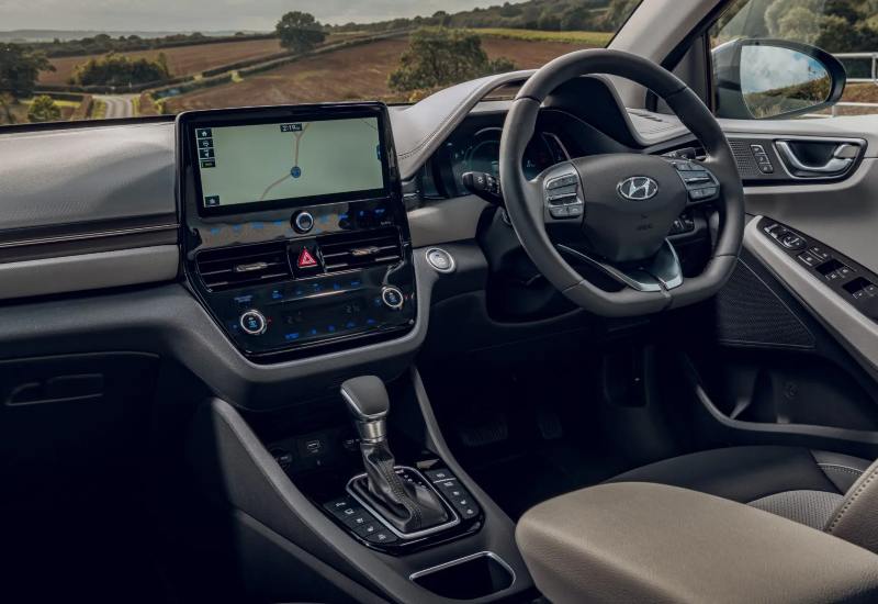 Used Hyundai IONIQ Hybrid Interior