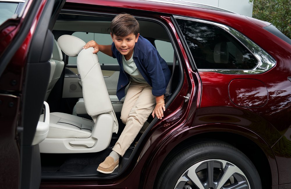 New Mazda CX-80 open door