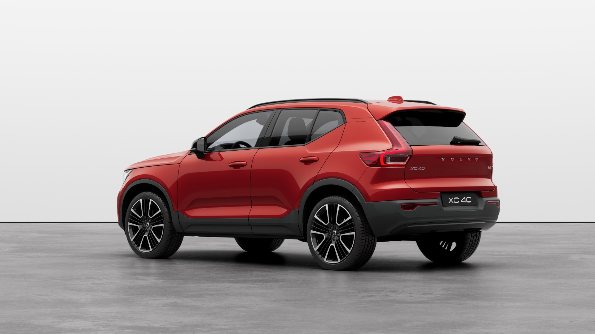 Volvo XC40 2.0 B3P Ultra Dark 5dr Auto Image 3