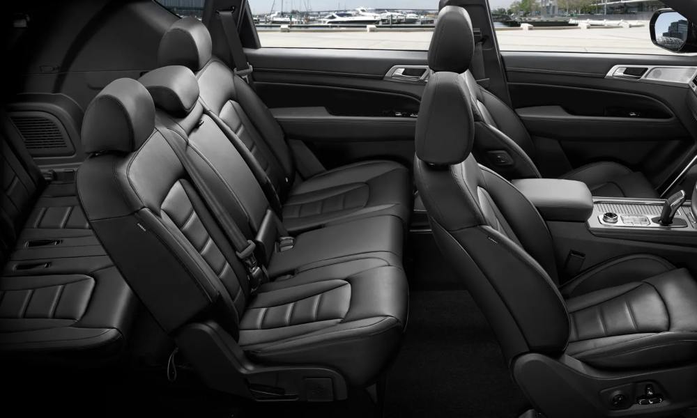 New KGM Rexton Interior