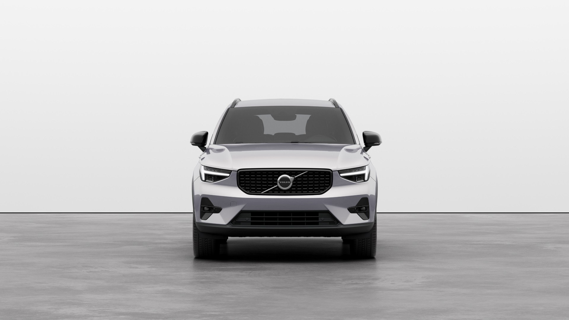 Volvo XC40 2.0 B4P Plus Dark 5dr Auto Image 2