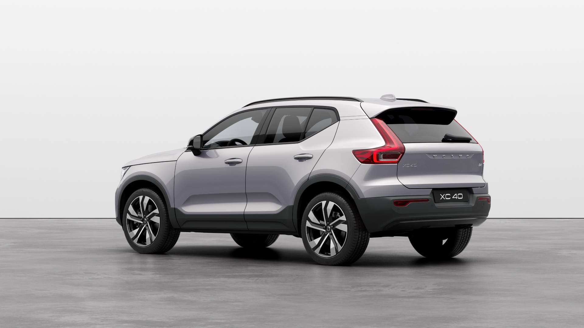 Volvo XC40 2.0 B4P Plus Dark 5dr Auto Image 3