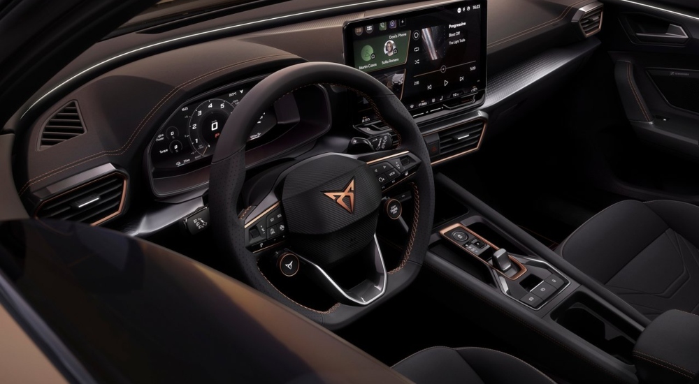 New CUPRA Formentor e-Hybrid Interior