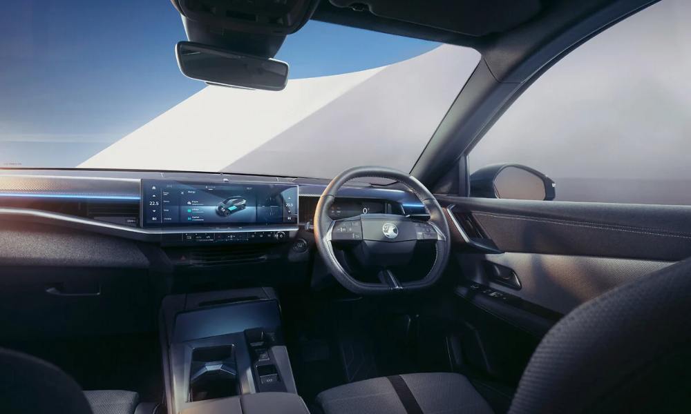 New Vauxhall Grandland Hybrid Interior