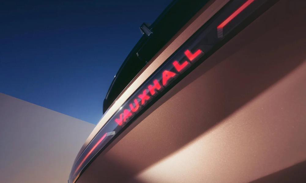 New Vauxhall Grandland Hybrid Performance