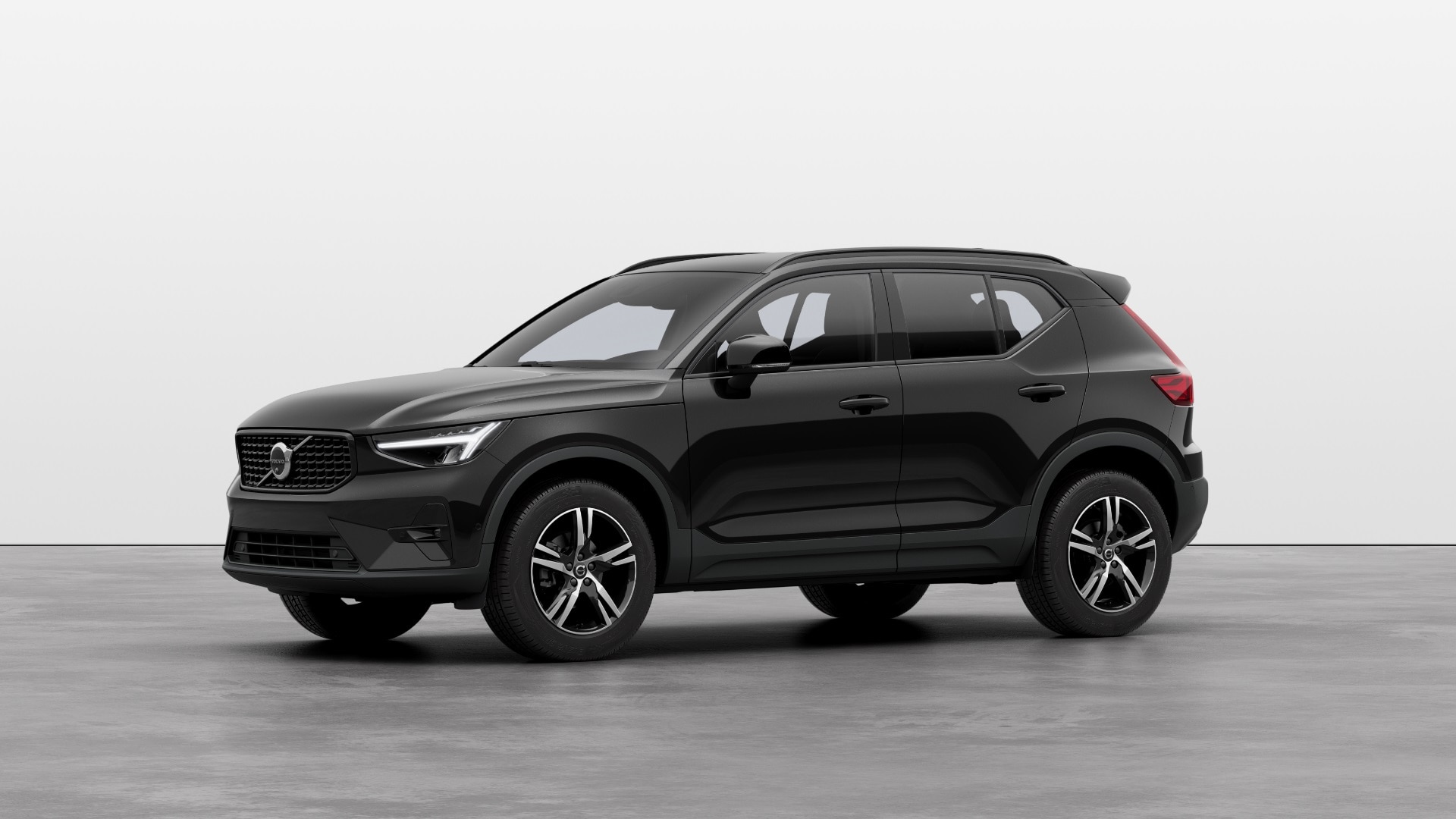 Volvo XC40 2.0 B3P Plus 5dr Auto Image 1