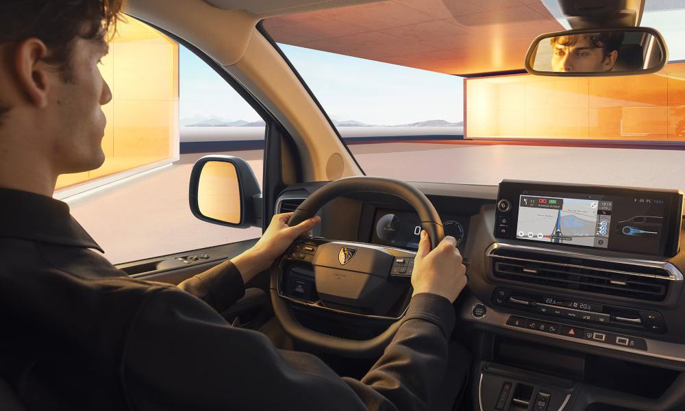 New Peugeot E-Traveller Technology