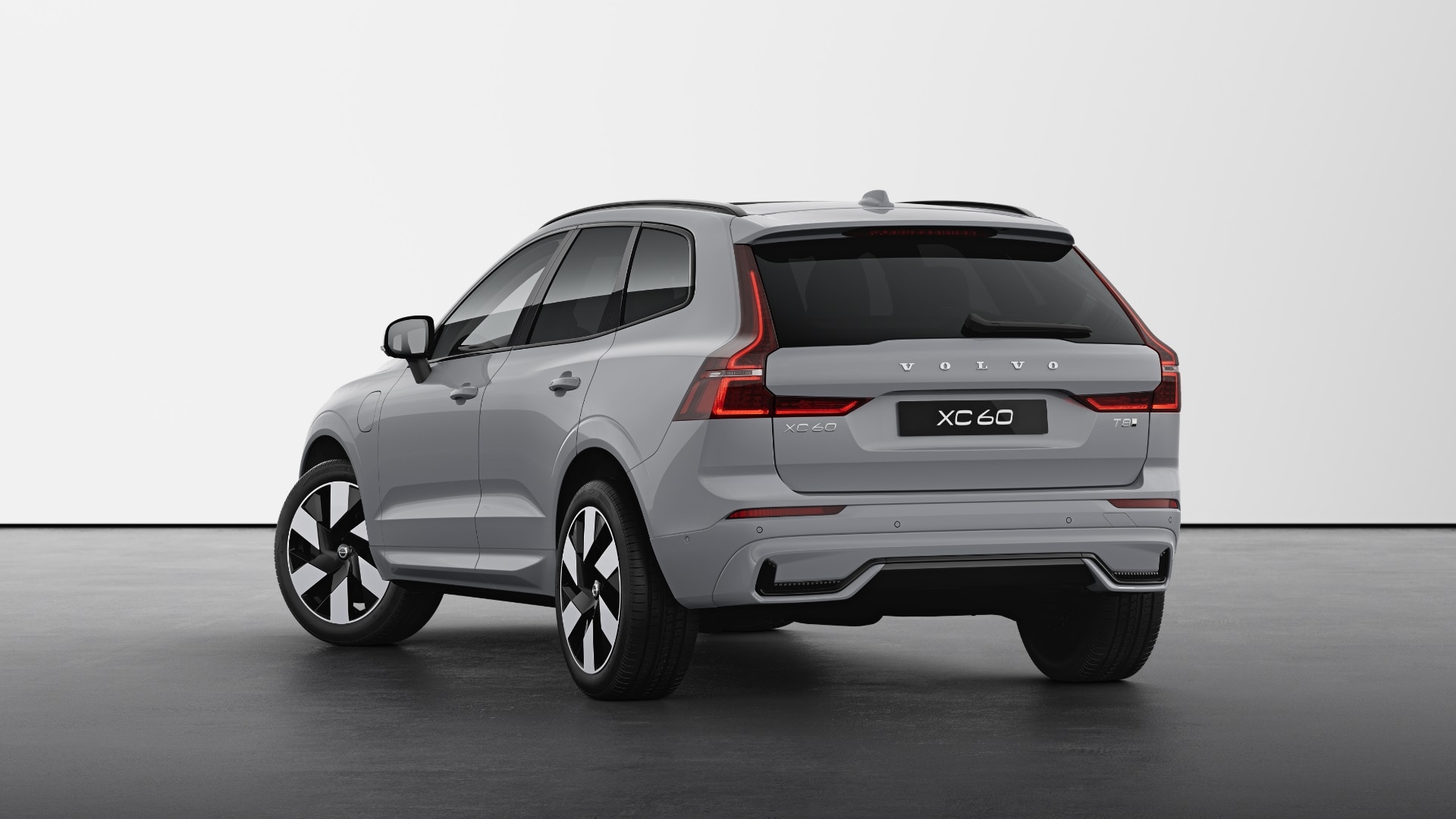 Volvo XC60 Plug-In Hybrid 2.0 T8 [455] PHEV Ultra Dark 5dr AWD Geartronic Image 3