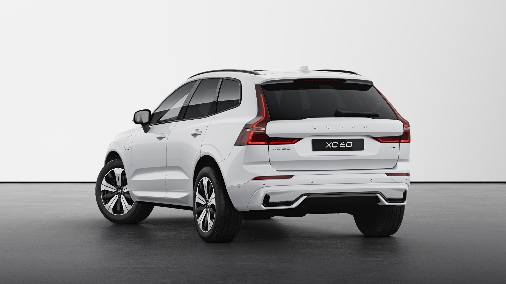 Volvo XC60 Plug-In Hybrid 2.0 T6 [350] PHEV Plus Dark 5dr AWD Geartronic Image 3