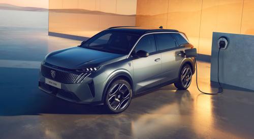 New Peugeot 5008 Plug-in Hybrid Automatic
