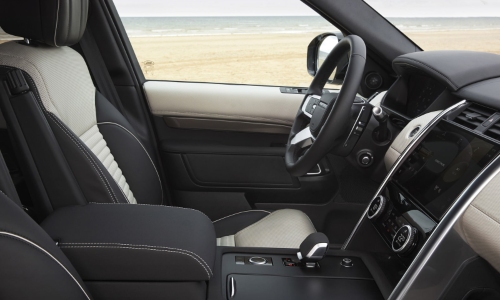 Used Land Rover Discovery Interior
