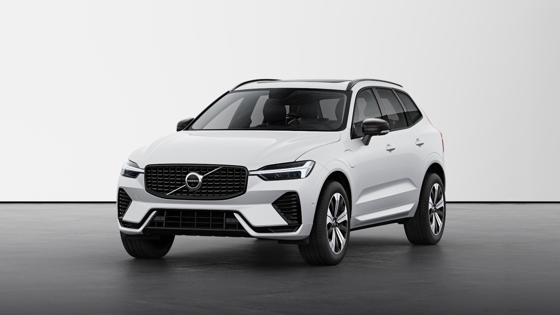 Volvo XC60 Plug-In Hybrid 2.0 T6 [350] PHEV Plus Dark 5dr AWD Geartronic Image 1