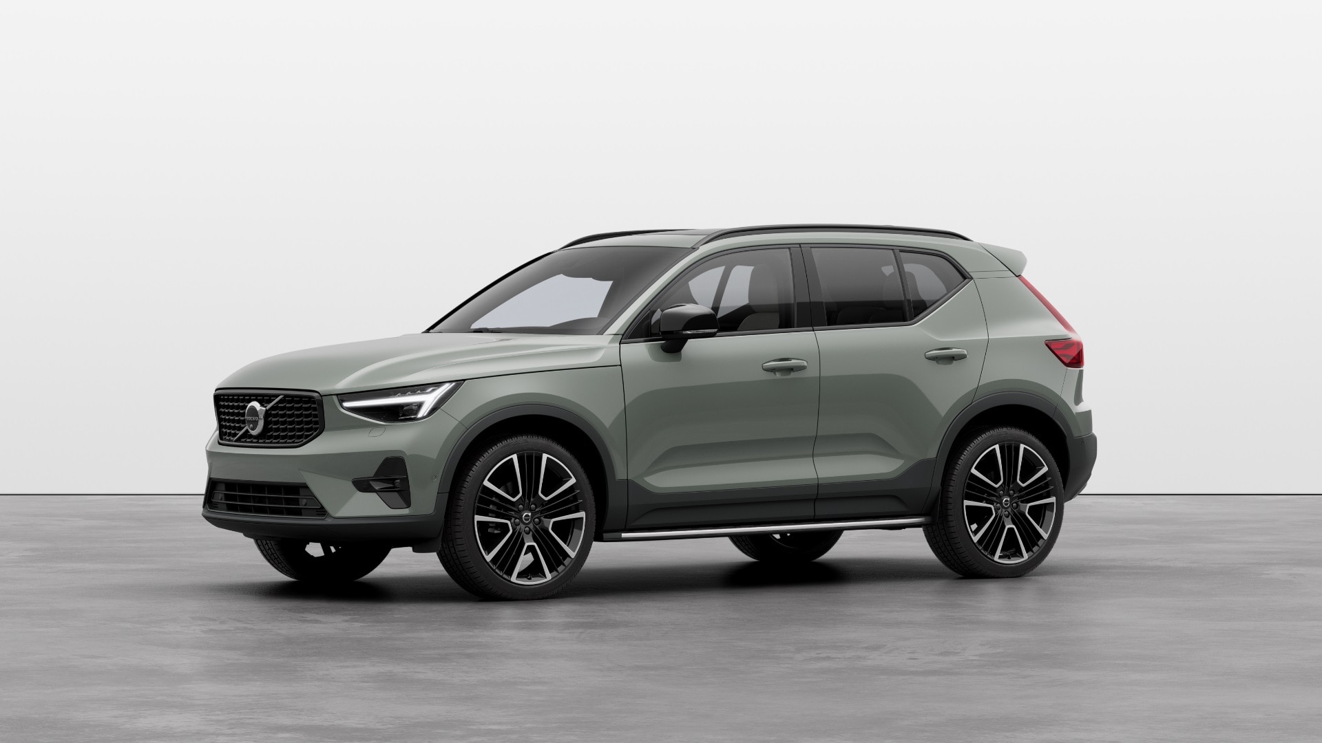 Volvo XC40 2.0 B4P Ultra Dark 5dr Auto Image 1