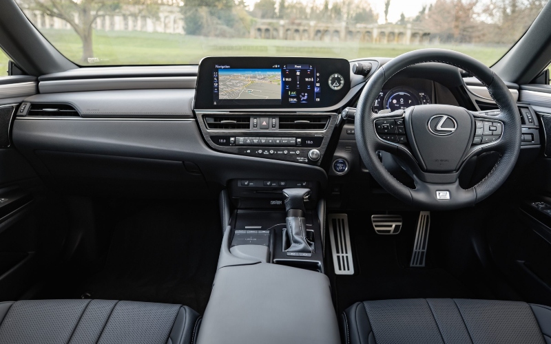 Used Lexus ES Interior
