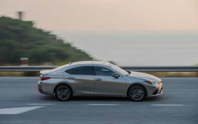Lexus ES 300h Used Cars for Sale