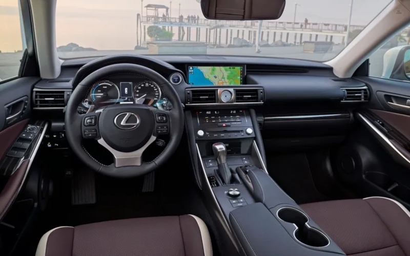 Used Lexus IS Interior