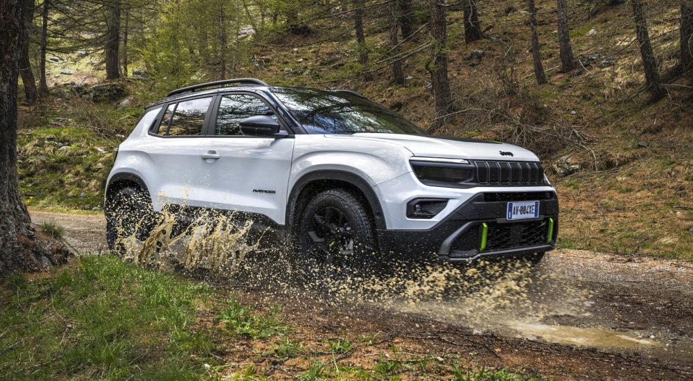 New Jeep Avenger 4XE North Face Edition