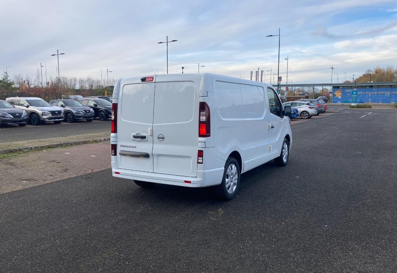 Buy Used Nissan Primastar
