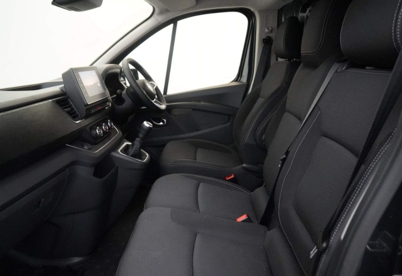 Used Nissan Primastar Inside