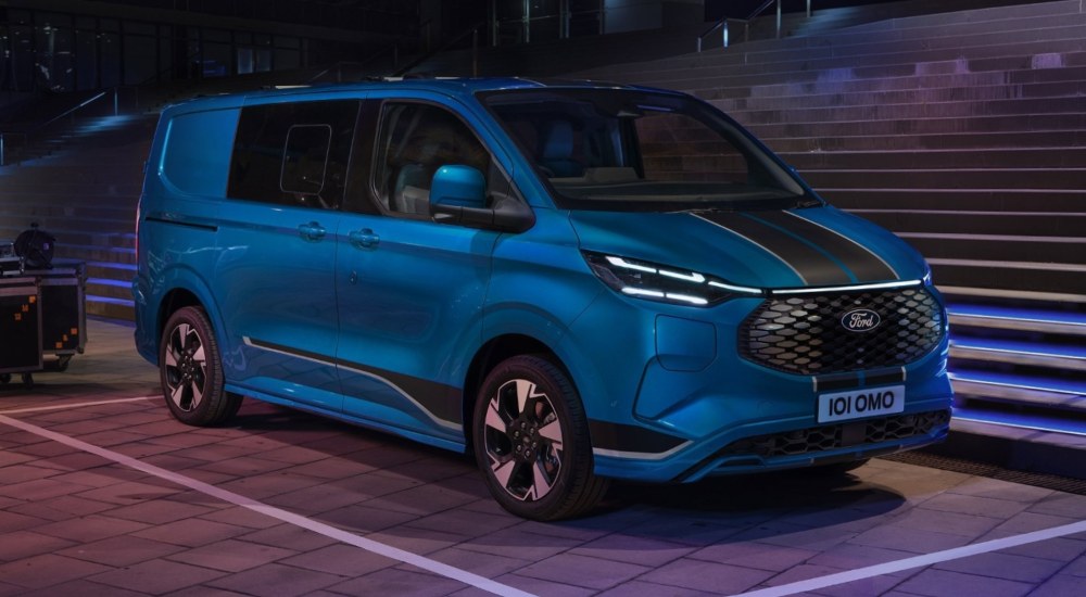 Ford E-Transit Custom Specs