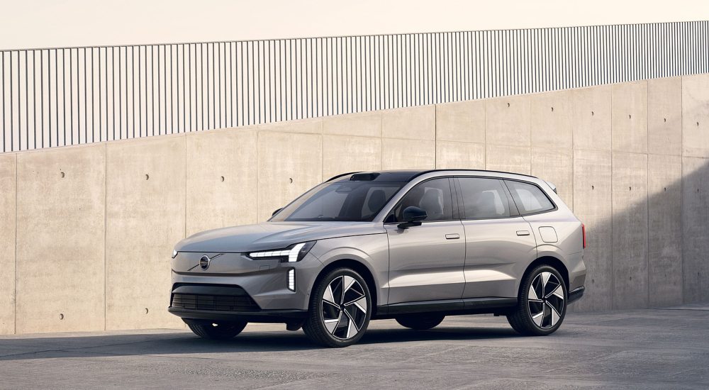 New Volvo EX90 Price