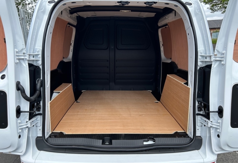 New Nissan Townstar Rear
