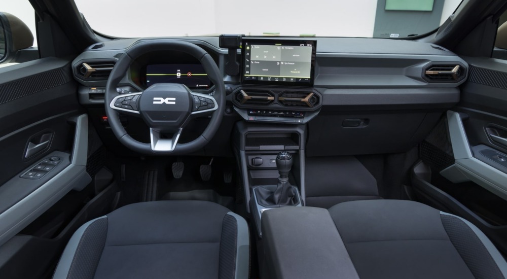 New Dacia Bigster Hybrid Interior