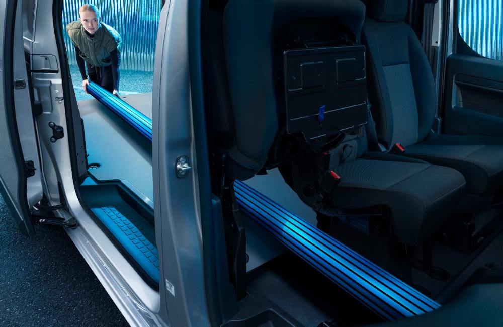 New Peugeot e-Expert Panel Van