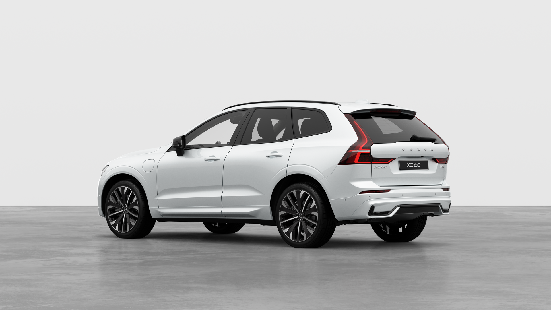 Volvo XC60 Plug-In Hybrid 2.0 T8 [455] PHEV Ultra Dark 5dr AWD Geartronic Image 3