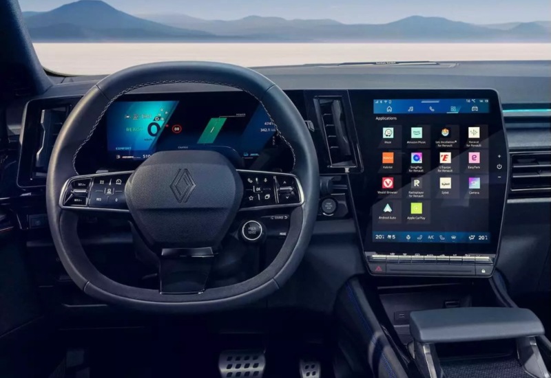 Used Renault Rafale E-Tech Interior