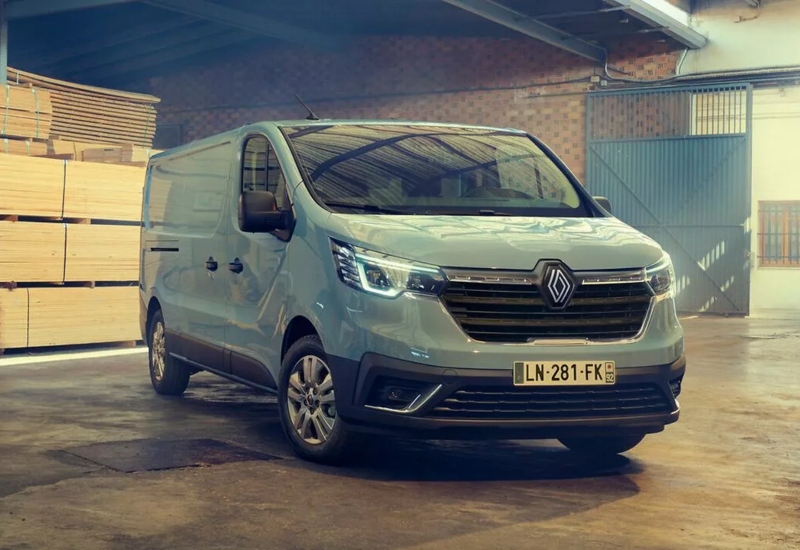 New Renault Trafic E-Tech Finance