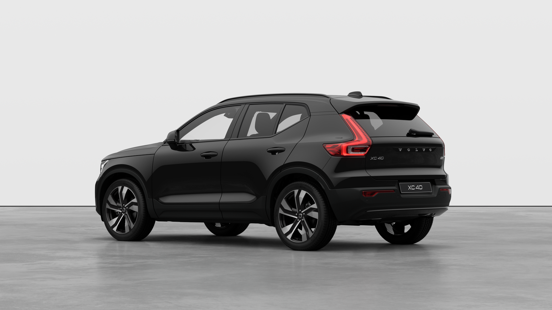 Volvo XC40 2.0 B3P Plus 5dr Auto Image 3