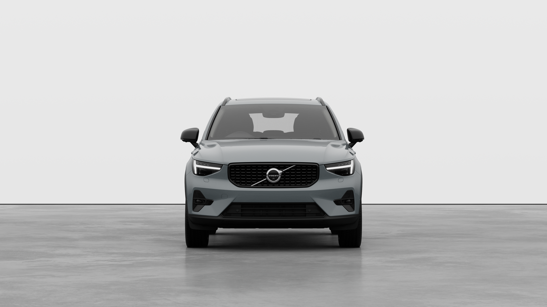 Volvo XC40 2.0 B3P Ultra Dark 5dr Auto Image 2