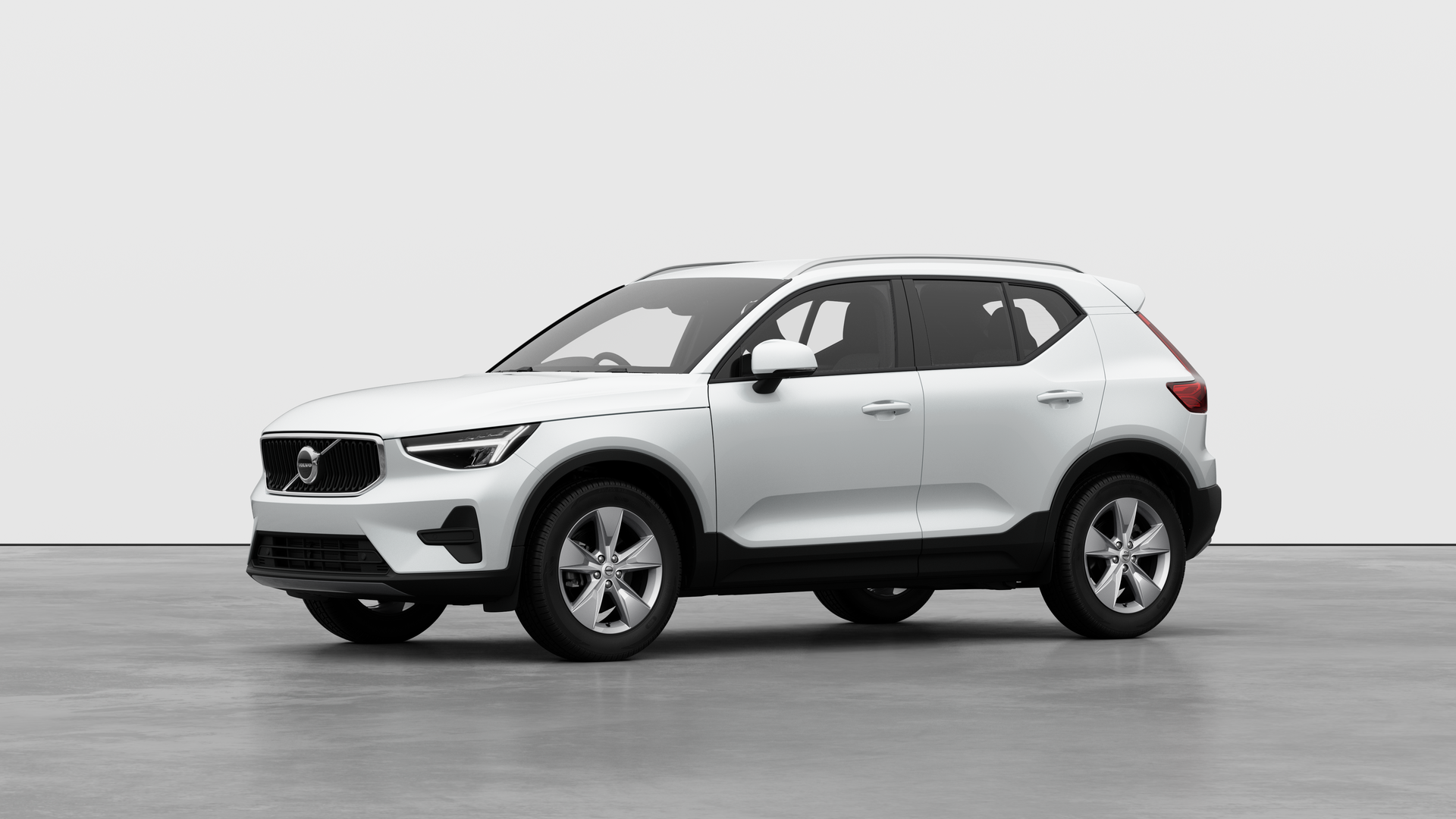 Volvo XC40 2.0 B3P Core 5dr Auto Image 1