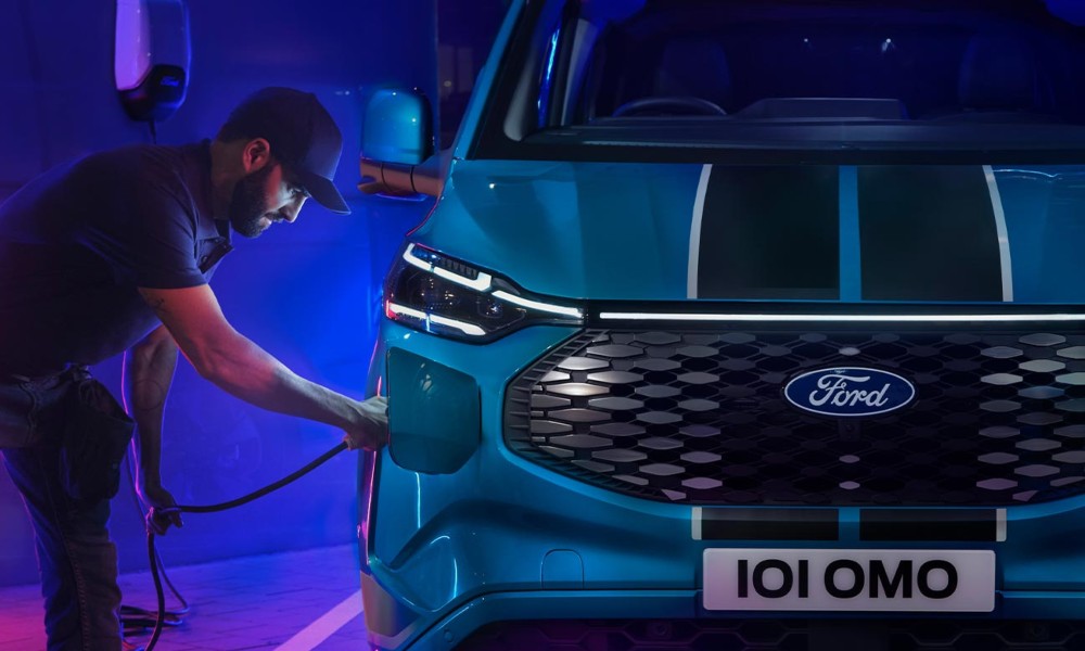 New Ford E-Tourneo Custom