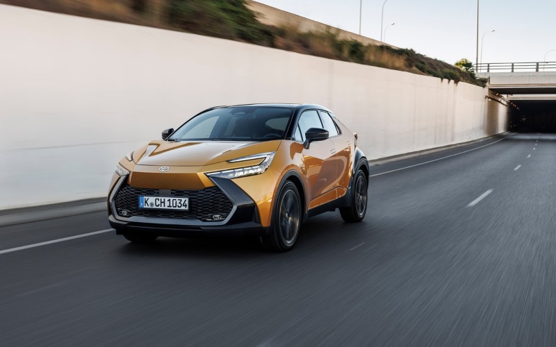 Used Toyota C-HR Orange Edition