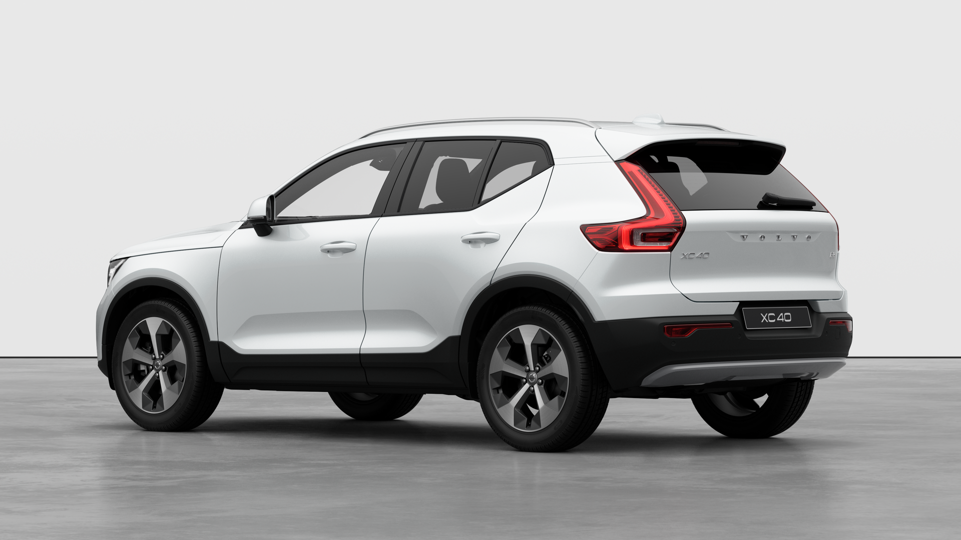 Volvo XC40 2.0 B3P Core 5dr Auto Image 3