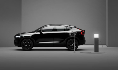 Used Volvo EC40 Black Edition Used Volvo EC40 Black Edition