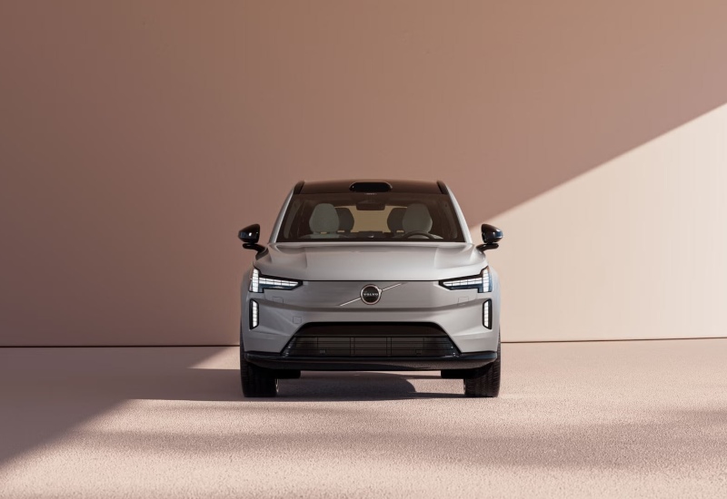 Used Volvo EX90 SUV Used Volvo EX90 SUV