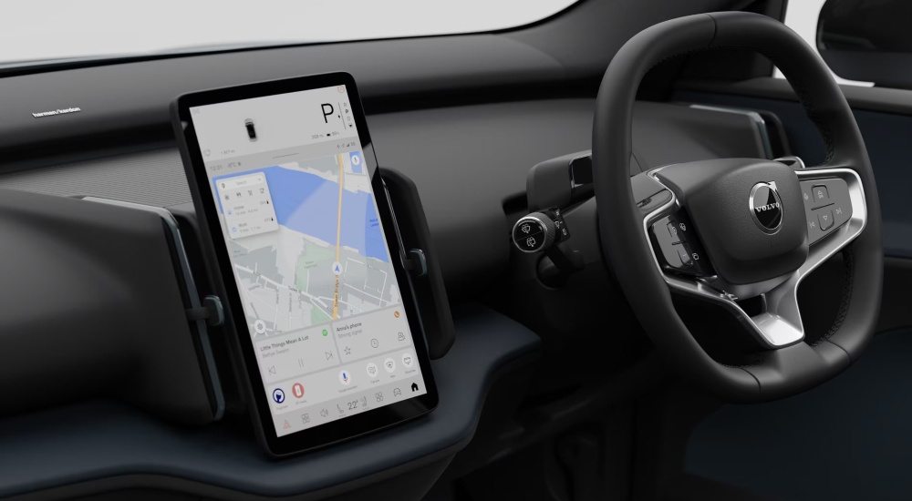 New Volvo EX30 Cross Country Interior