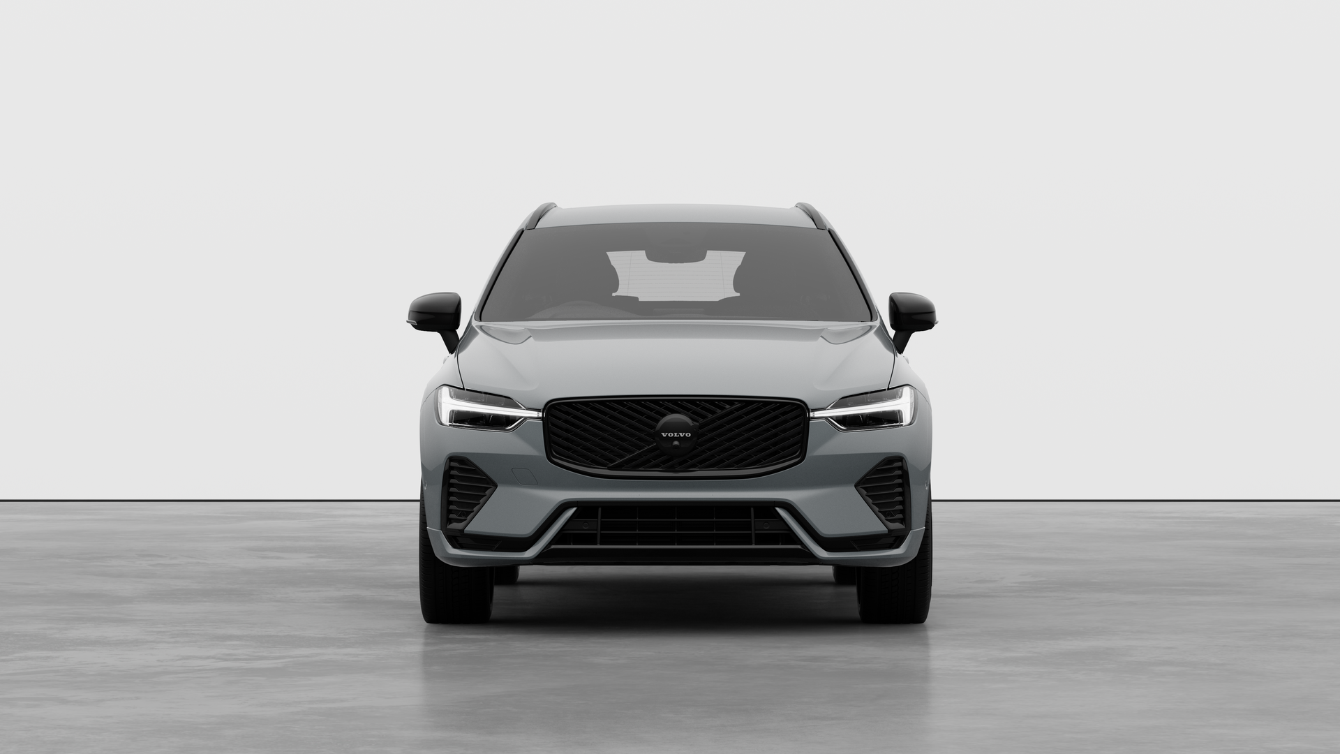 Volvo XC60 2.0 B5P Plus Black Edition 5dr AWD Geartronic Image 2