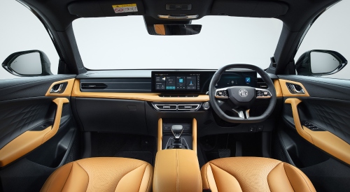 New MG HS Hybrid Plus Interior