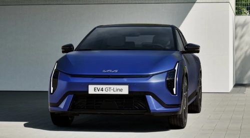 Test drive The New Kia EV4 Fastback GT-Line to discover its responsiveness and efficiency